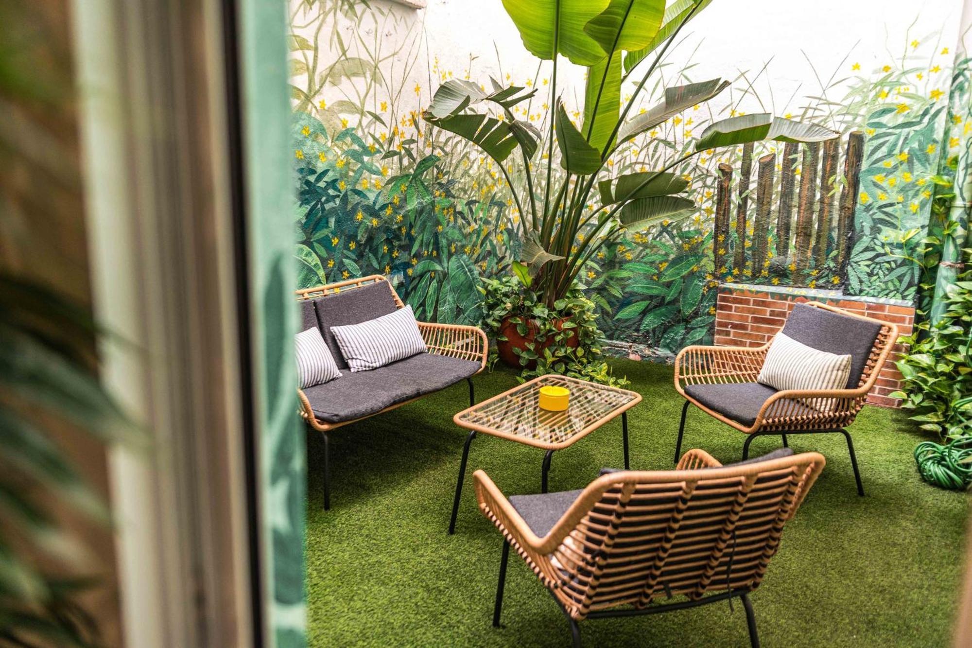 ולנסיה Artistic Flat Next To Ruzafa Welcome To The Jungle מראה חיצוני תמונה